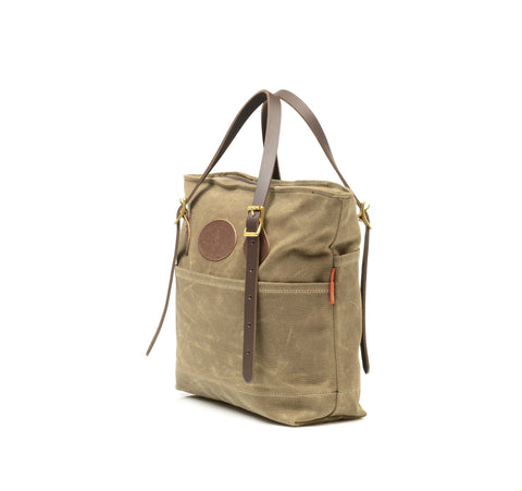 Large tote with plenty of carrying capacity.