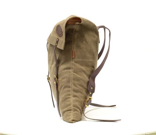 An envelope style of pack comes in three sizes.