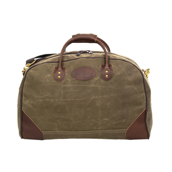 Waxed canvas and leather duffel bag that's handcrafted in Duluth, Minnesota. 