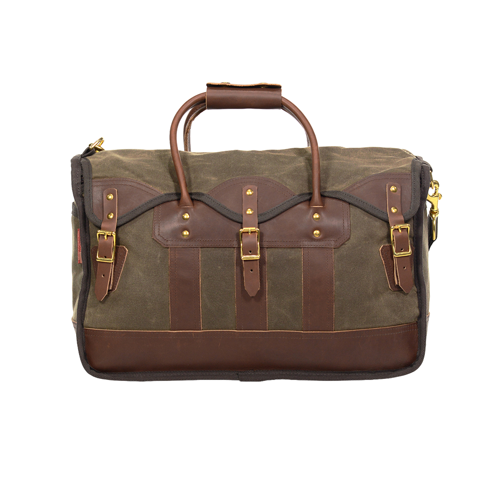 Frost River's most premium luggage bag the Overland Valise features a classy design and materials hat will stand the test of time. 