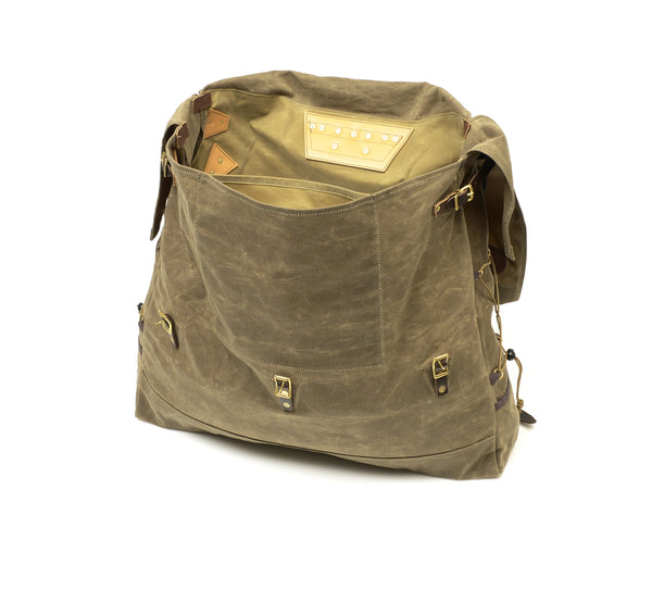 The front of the pack has a convenient slip pocket for trail maps or accessories. 