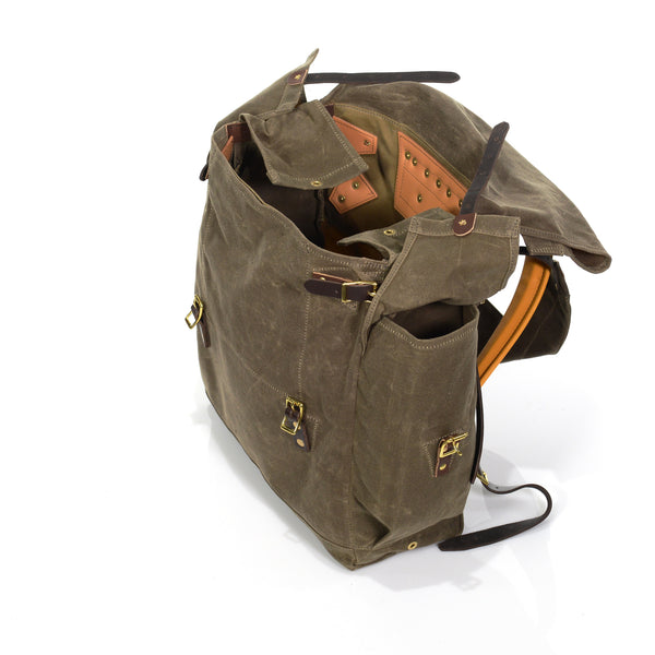 Large side pockets with flap closures add a lot of carrying capacity.