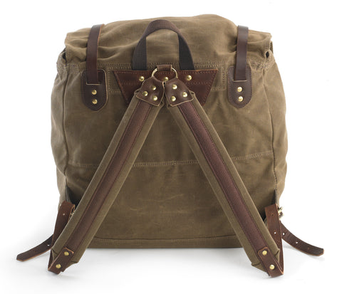 View of the strong durable padded shoulder straps attached with high quality brass rivets, buckles and a ring.