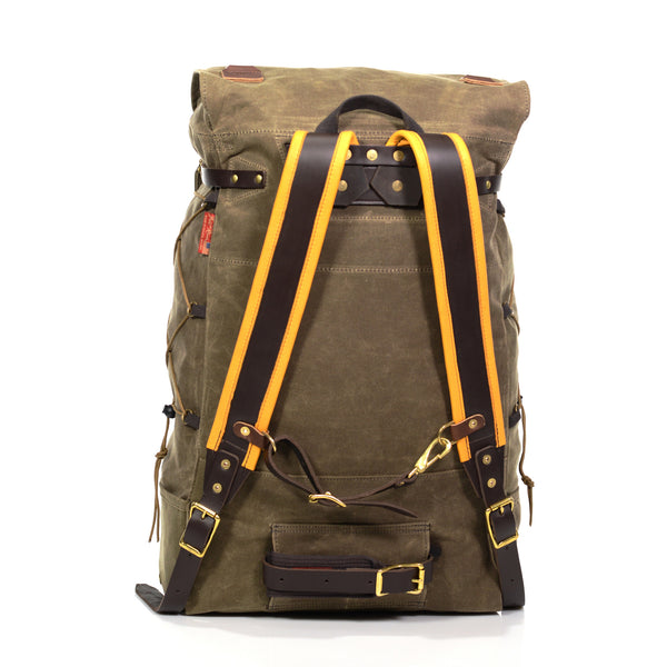  Frost River Isle Royale Mini Bushcraft Backpack - Durable Waxed  Canvas Outdoor Hiking Pack, 18 Liter, Field Tan : Sports & Outdoors